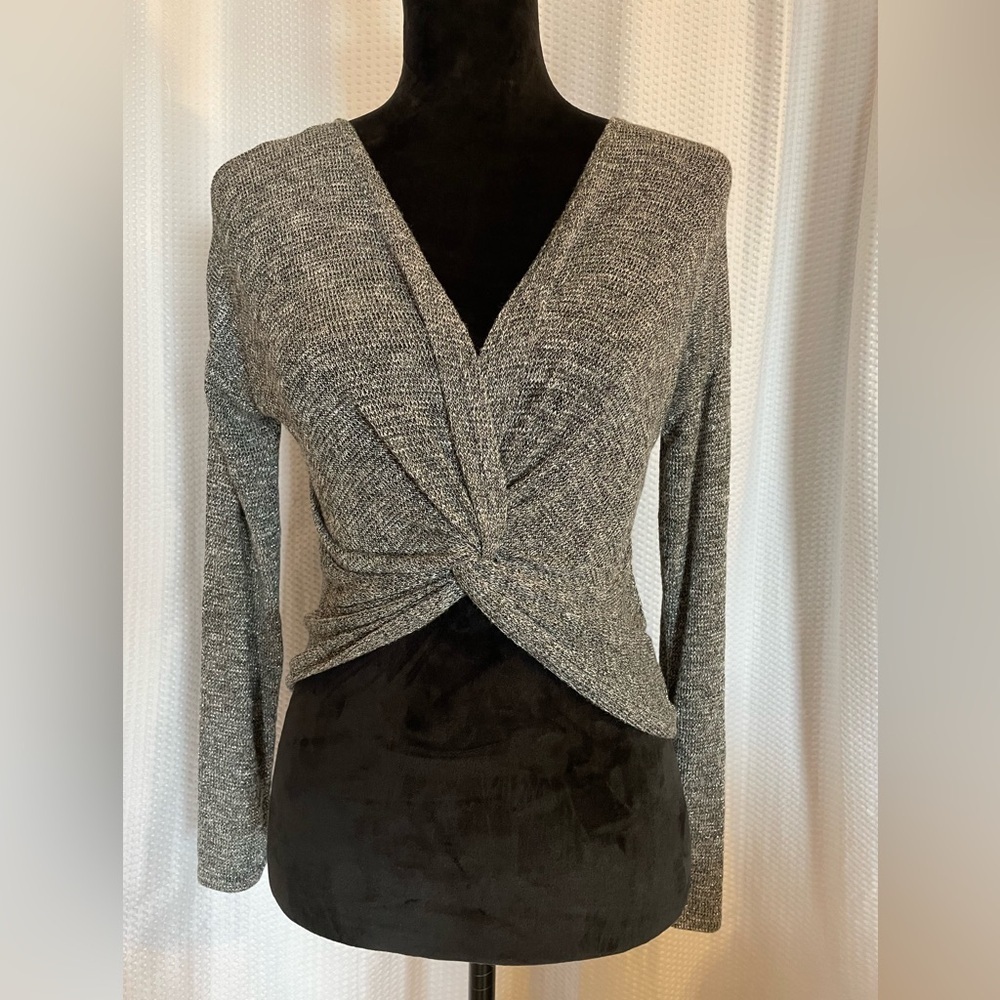 Silver Glitter Metallic V-neck Long Sleeve Cropped Sweater Size XS